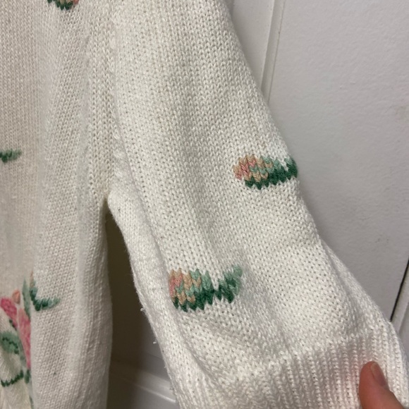 Vintage Short Sleeve Rose Sweater Size Large - Picture 2 of 6